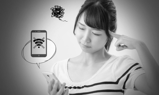不正アプリをスマホにインストールすると 個人情報が流出するのですか スマホ盗聴の発見pro